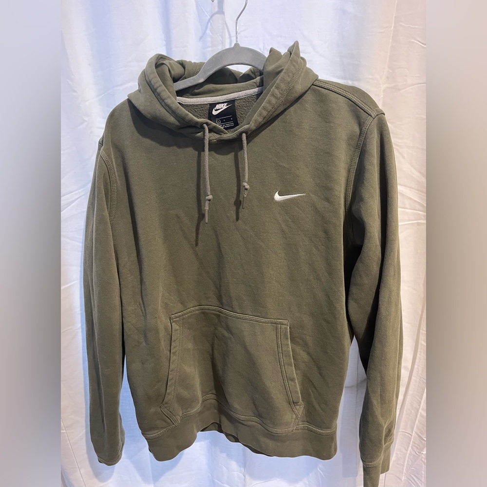 Nike Men's Olive Hoodie